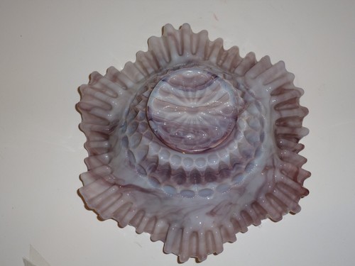 Vintage Elegant Art Glass Bowl, Crimped Rim, Pink-Brown Marbleized Glass - Picture 7 of 9