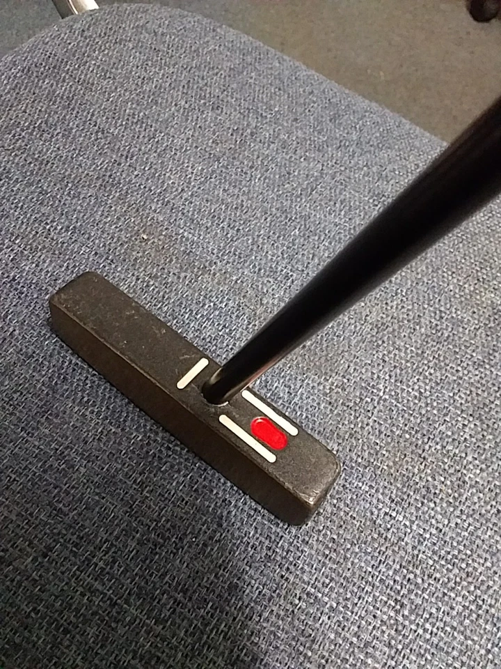See More  FGP Center Shaft Putter RH 35" See More Grip  - Image 2 of 4