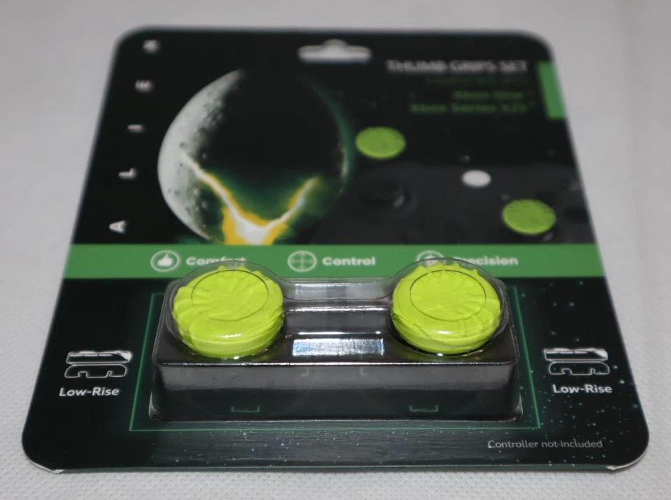 NEW ALIEN THUMB XBOX ONE GRIPS SET FACE HUGGER LOW RISE GEEKNET GAMESTOP - Image 2 of 3