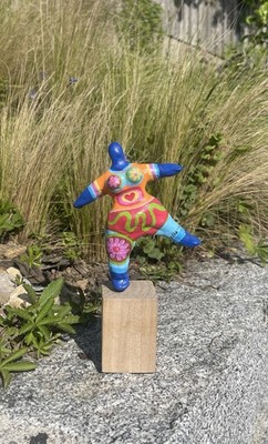 Handgefertigte Nana Skulptur, Unikat, Bunt, Figur, Deko, Kunst