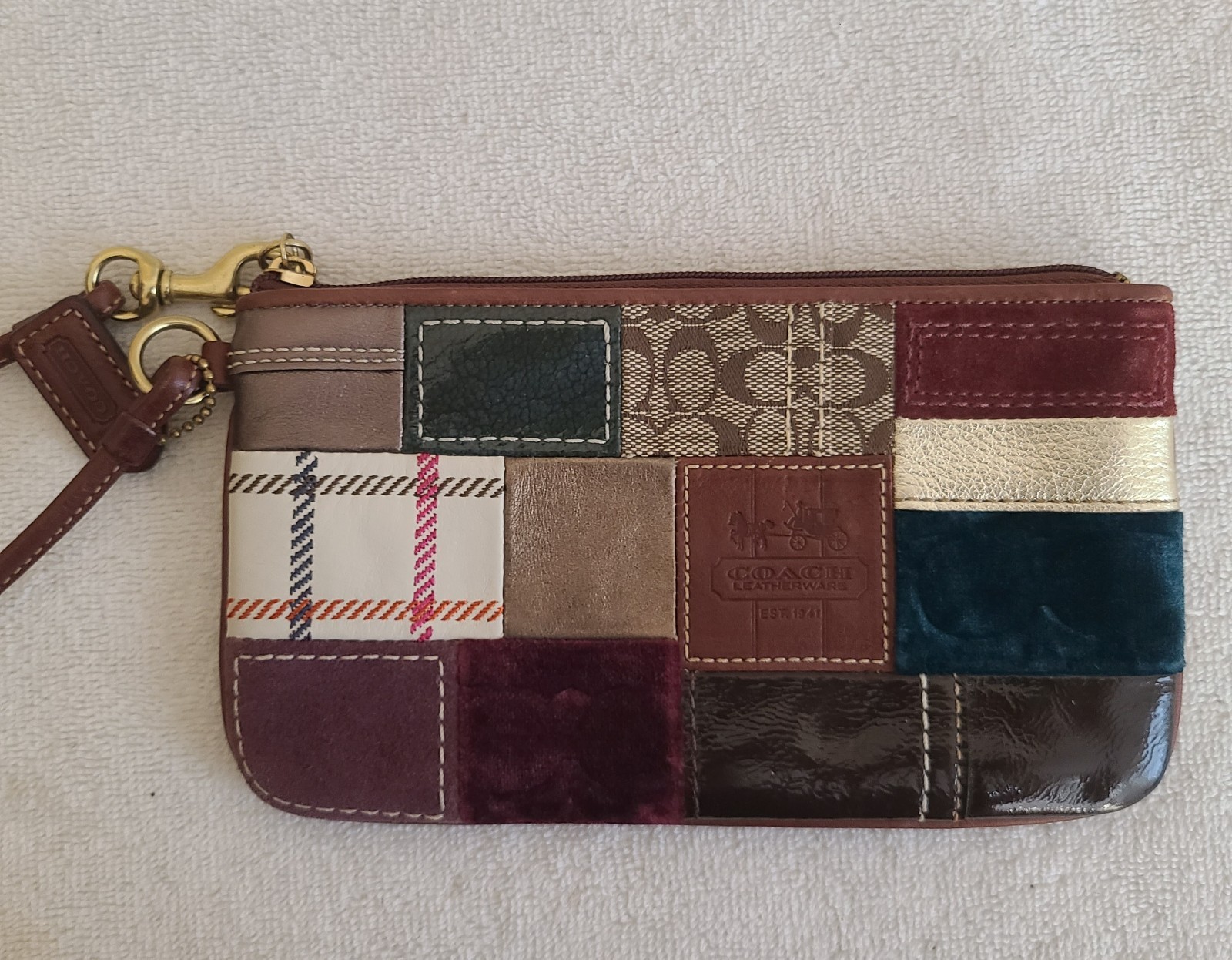 COACH LIMITED EDITION HOLIDAY PATCHWORK WRISTLET - image 5