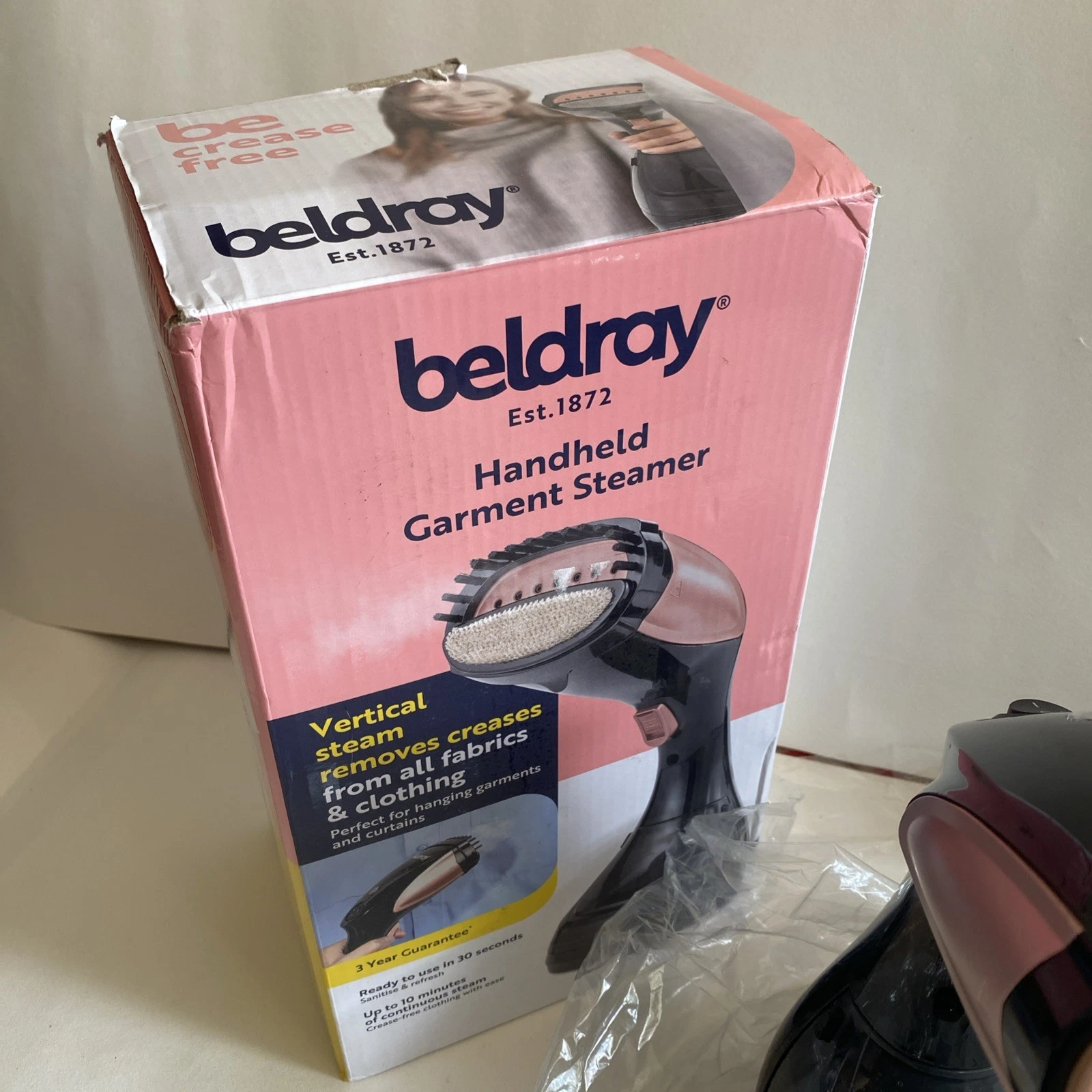 Beldray Handheld Clothes Steamer Refresh Garments Ceramic Soleplate Rose Gold