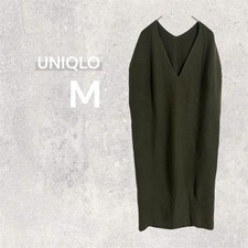 Uniqlo V-Neck Dress Knee-Length Plain Slim Fit Used