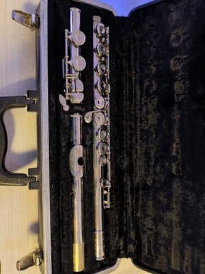 Vintage Bundy Selmer Vintage Concert Flute with Black Case Serial No 484902