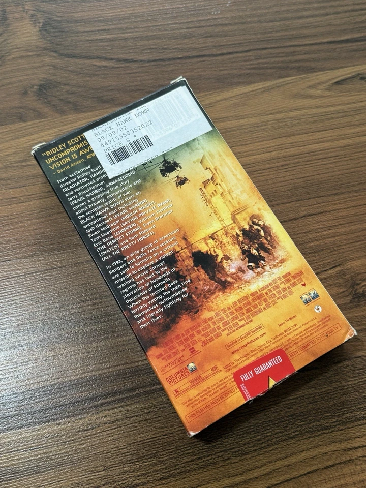 Black Hawk Down (VHS, 2002) Josh Harnett Ewan McGregor Tested Working - Image 2 of 4