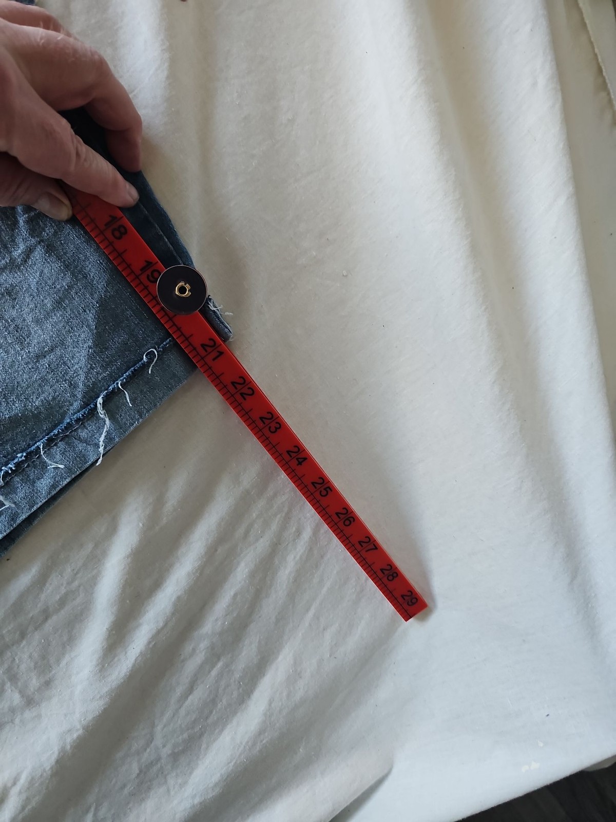 Taco Jeans Men's Light Wash Distressed Denim Shorts Size 46  354 image 6