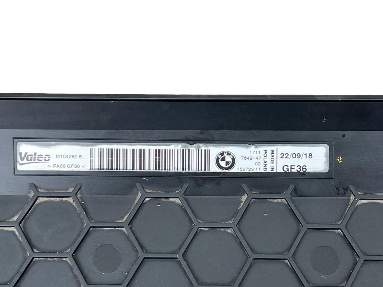 BMW i8 2014-2020 Lower Radiator mount