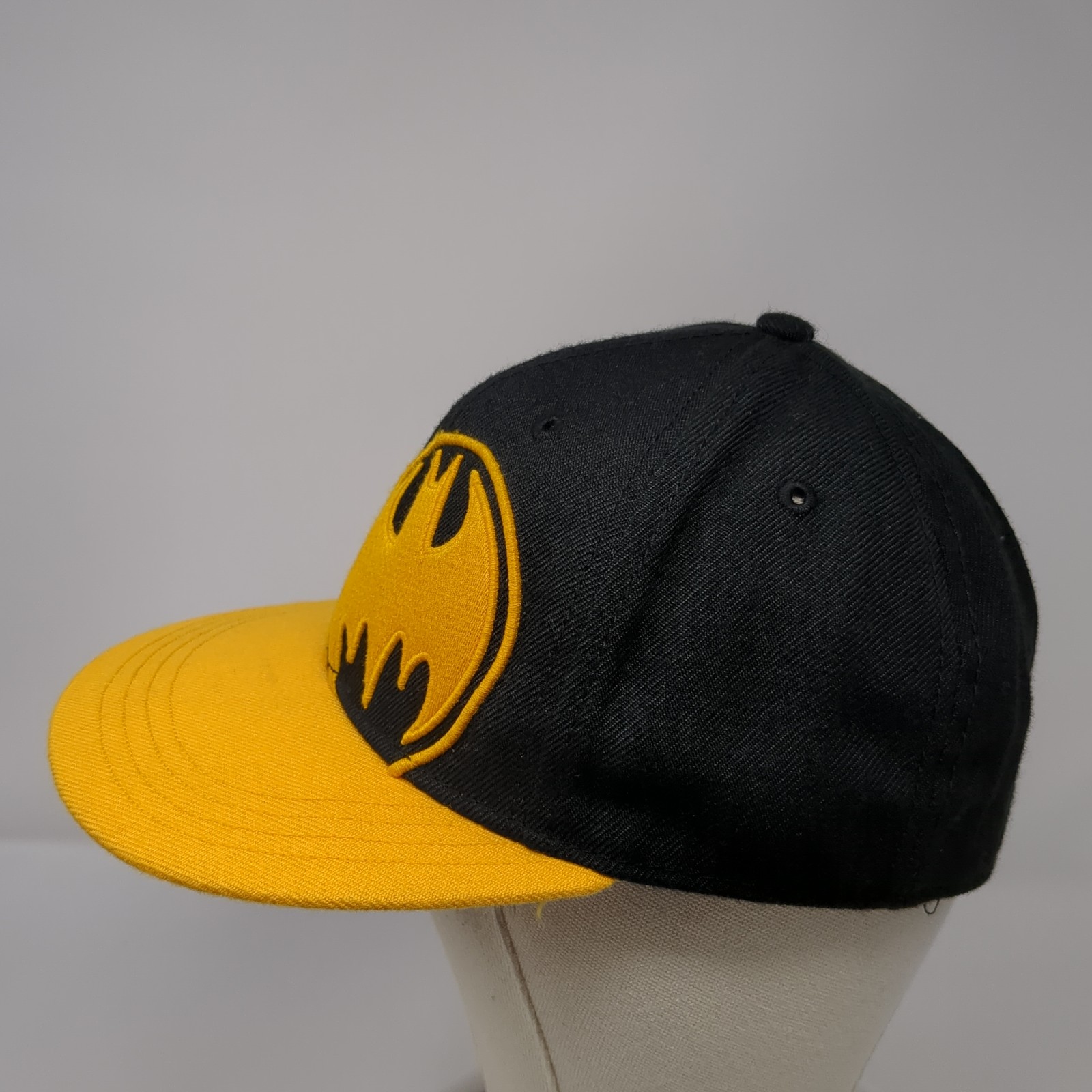 Batman Fitted Baseball Hat Multicolor Medium Embr… - image 3