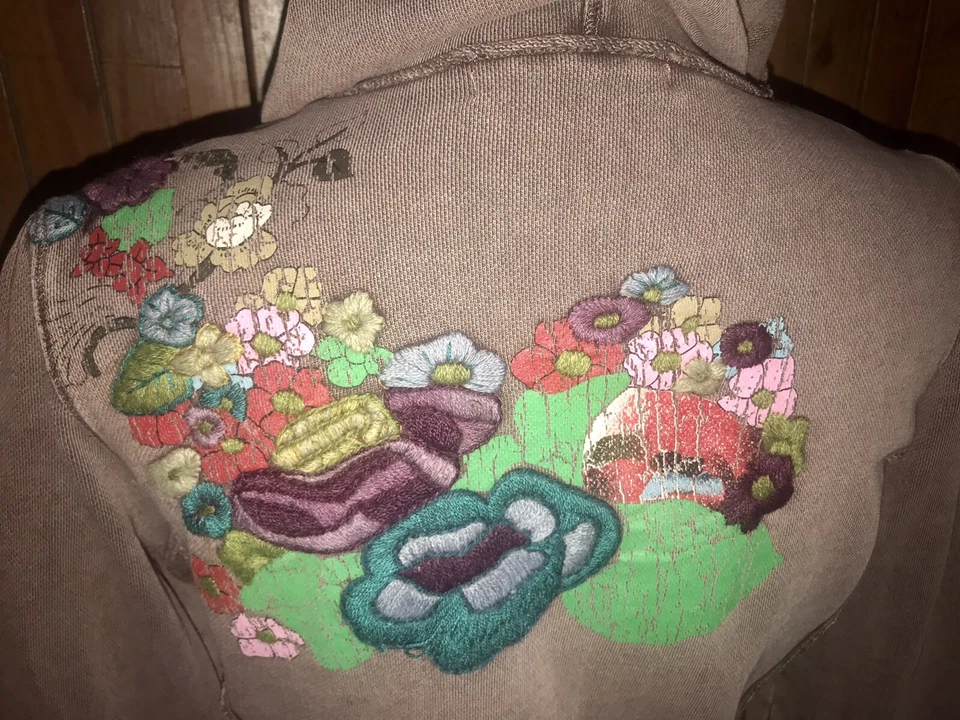 Chaqueta Boho Cremallera Con Capucha Taupe Floral Bordada ~ Elección por Calvin Klein Foto 4 de 4
