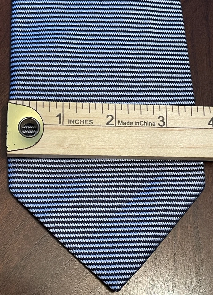Corbata de cuello vintage Banana Republic azul 100 % seda para hombre hecha en Turquía Foto 4 de 4