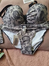 womens  Pour moi bikini set size 32 B top size 8 bottoms new bnwt