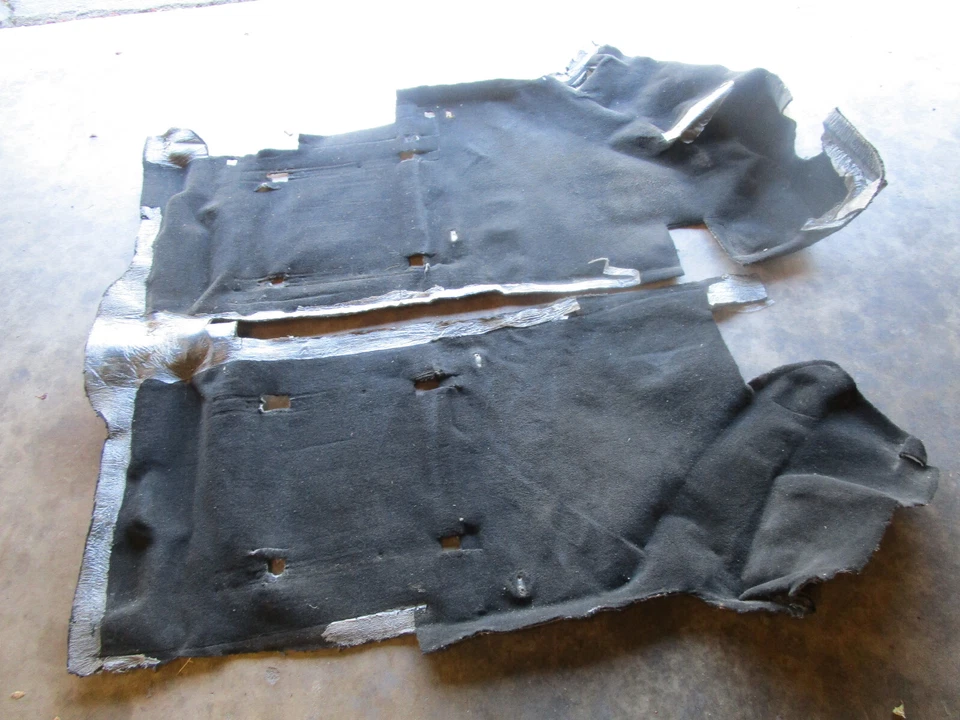 法拉利 348 蜘蛛地板地毯黑色 — 第 2/4 张图片