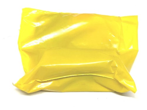 Matchbox '33 Ford Coupe MBX City 95/100 2020 Short Card New in Sealed Bag Yellow - Picture 3 of 3