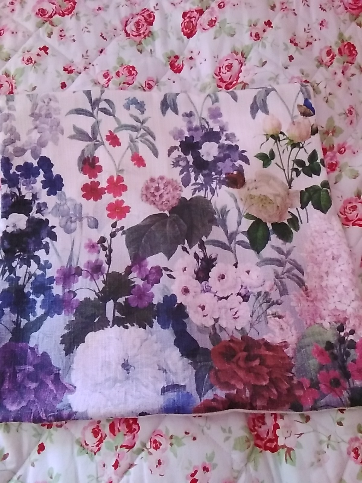 Linen Floral Butterfly Country Pair Of Zip Cushion Covers Joules