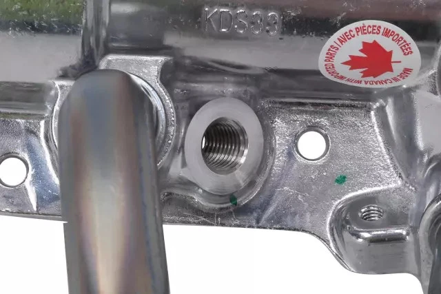 Carcasa termostato refrigerante motor terreno Equinox original GM 2010-2017 12618159 Foto 3 de 4