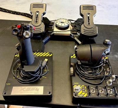 Saitek X55 Rhino Pro Flight H.O.T.A.S Joystick/Throttle/Pro Flight Rudder Pedals