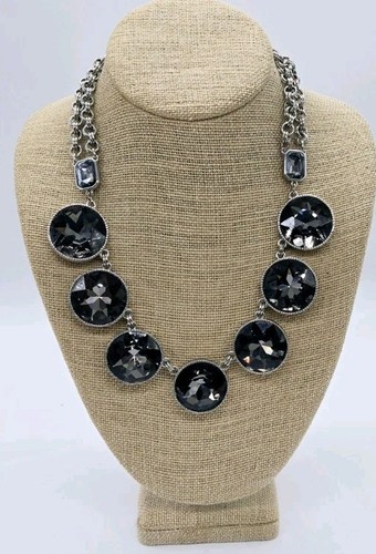 White House Black Market WHBM Necklace Grey Crystal Silver tone 20 in Toggle - Picture 6 of 9