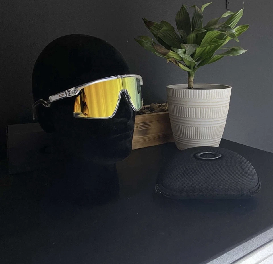 Clear And Gold Oakley Bxtr - Image 2 of 3