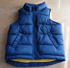 Old Navy Boys navy blue puffer vest Size 2T EUC