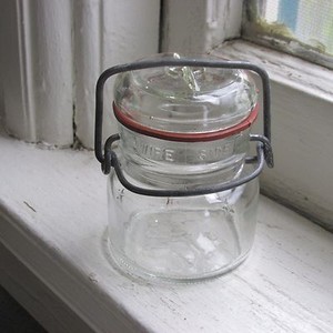 quarter pint glass
