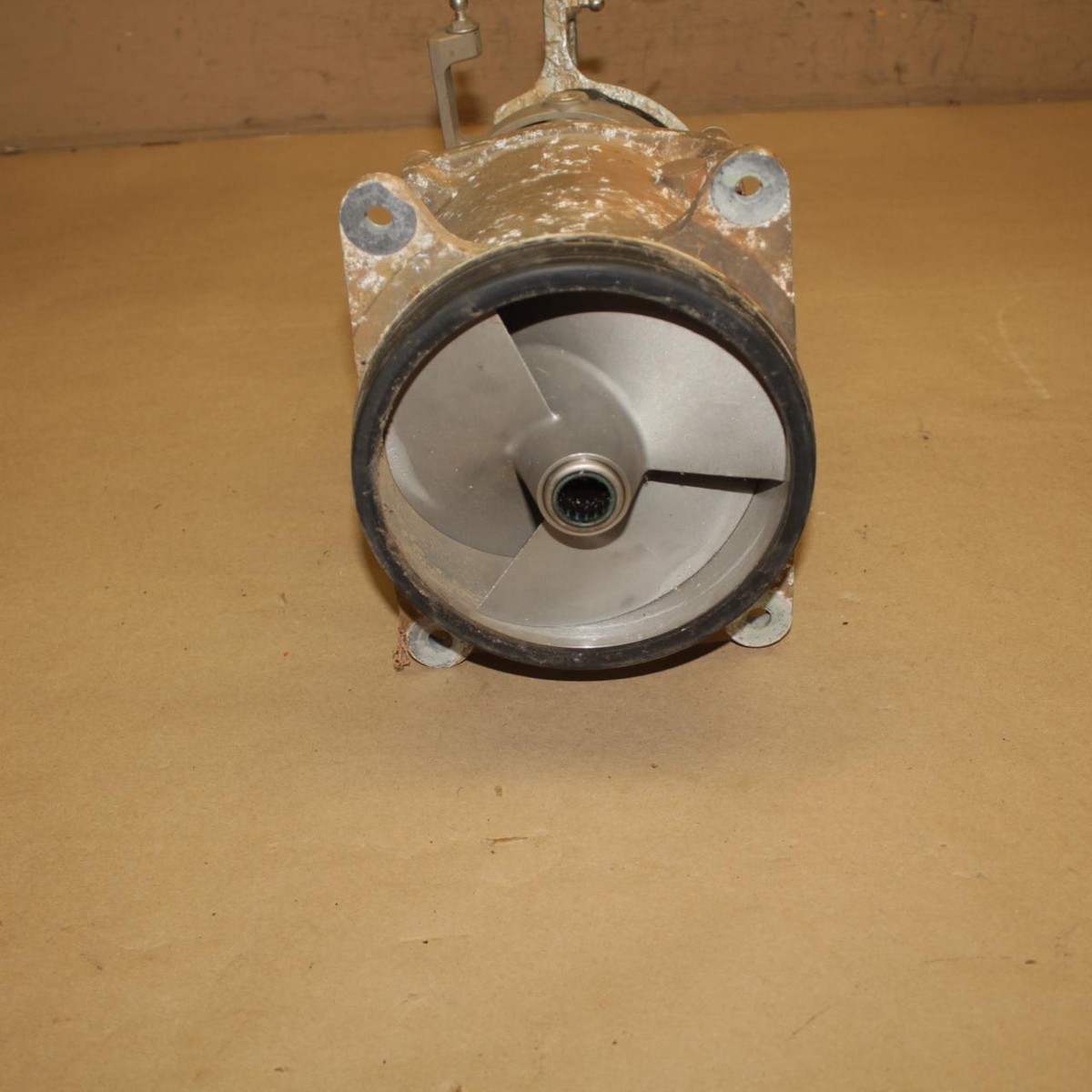 s-l1200.jpg s-l1200.jpg