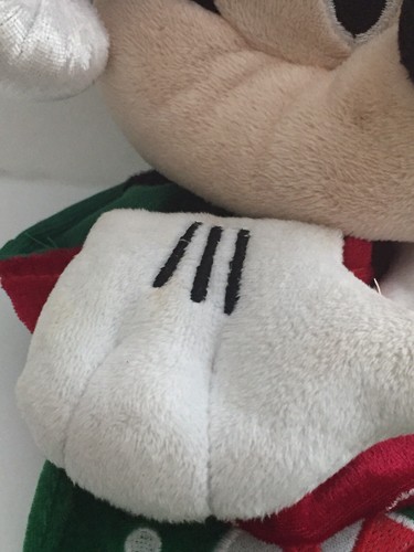"Medias de colección de Navidad Mickey Mouse Santa Sombrero de felpa bastones menta aplique 22" - Imagen 3 de 12