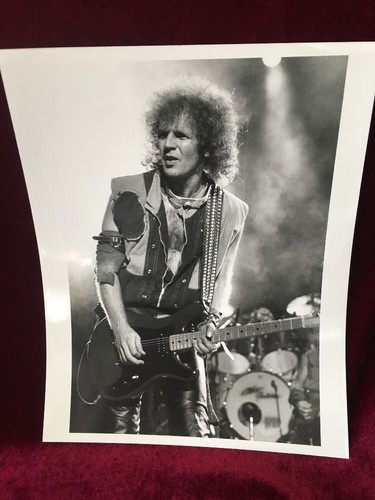 PAUL DEAN LOVERBOY 1983 TYPE 1 Original Concert Photo Janet Macoska HAND PRINTED - Picture 1 of 3