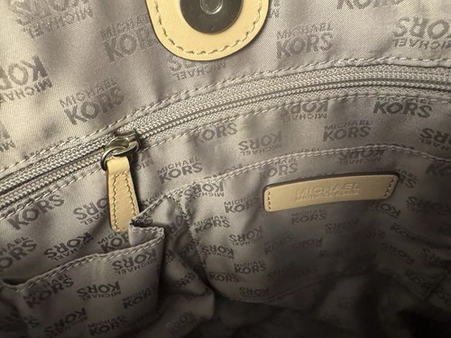 Michael Kors Tasche Lackleder Signature - Bild 5 von 8