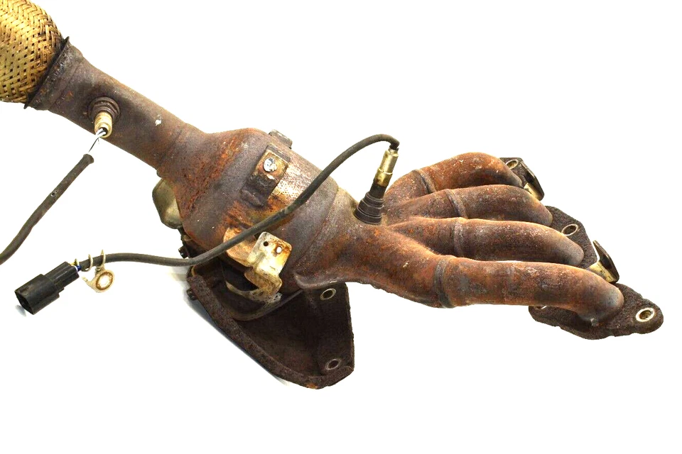 2008 - 2010 年马自达 5 原始设备制造商 2.3L L4 燃气发动机电机排气歧管带氧气传感器 — 第 3/4 张图片