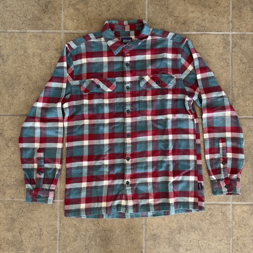 Patagonia Long-Sleeved Fjord Flannel Shirt Organic Cotton Red/Teal Size M