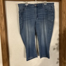 Riders by Lee Womens Midrise Capri Jeans Blue Medium Wash Stretch Size 16M