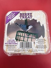 BERRY TREAT BIRD SUET ----- 3 ---- 11OZ SUET CAKES