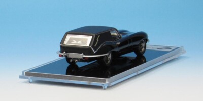 ミニカーシュコー ジャガー Eタイプ Harold and Maude 1/12 ミニカーシュコー ジャガー Eタイプ Harold and Maude 1/12