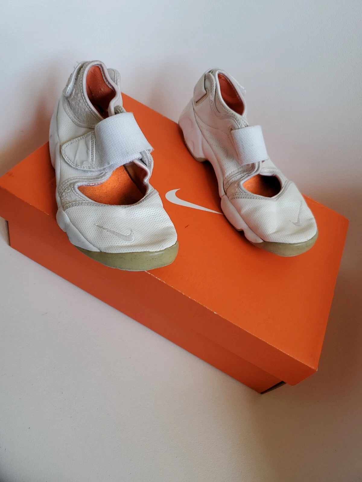 Nike Rift taglia 2 5 eu 35 sandali da ginnastica ragazzo espadrillas a piedi nudi