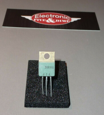  2N5986 Transistor. Type - PNP; Collector-Emitter Voltage: -40 V; Collector-Base