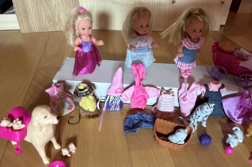 Simba Steffi Love Zubeör Konvolut, Baby, Hasenstall, Katzen, Hund mit Welpen usw