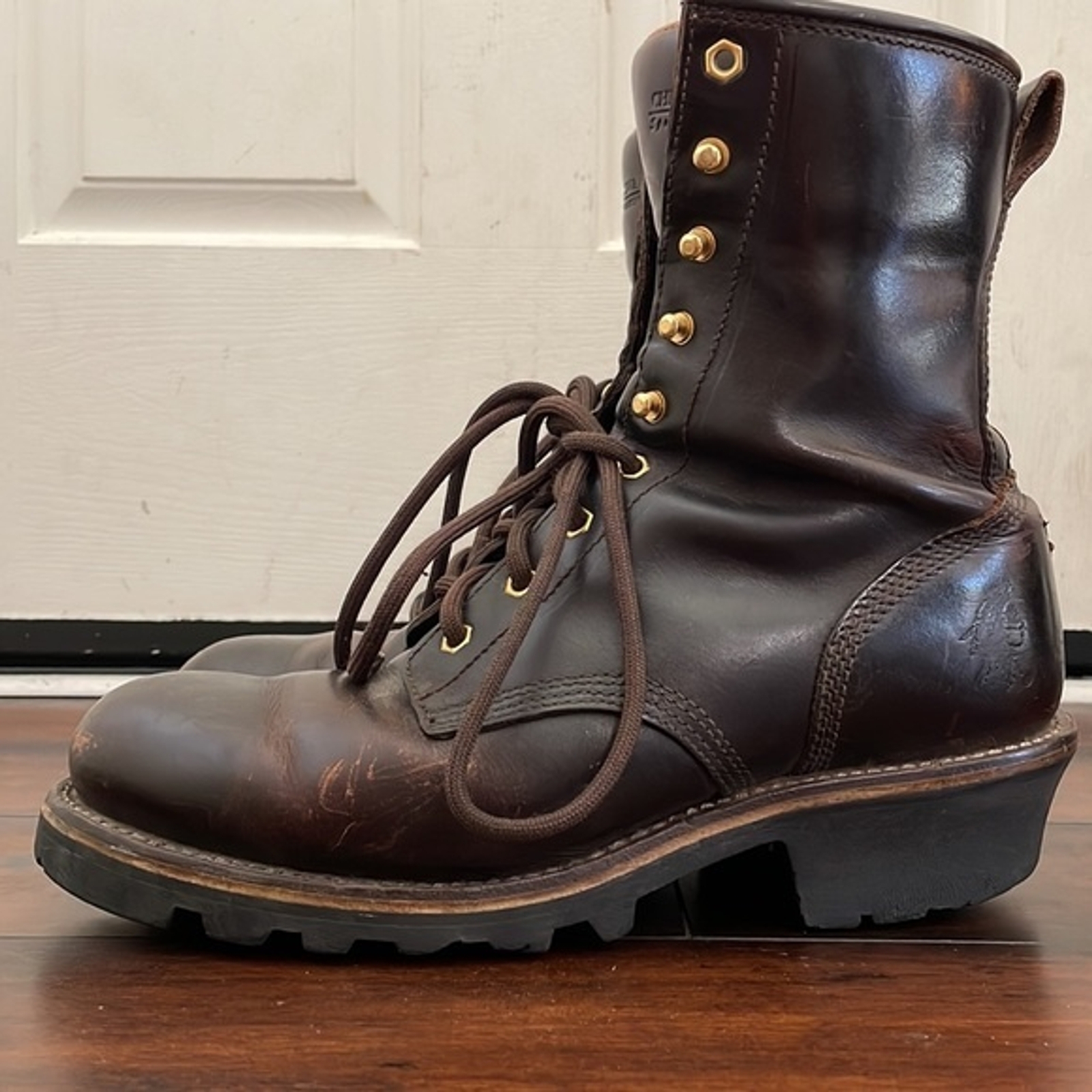 CHIPPEWA Style 73026 Classic Work Loggers Vibram Soles Boots Mens 9.5