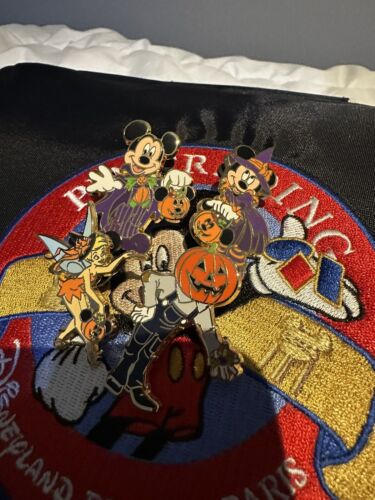 Disney Pin Trading DLRP/DLP - Halloween 2008 - 4 pin booster set -HTF- Pin 65370 - Picture 2 of 7