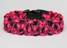 550 Paracord Bracelet Slim - Rosa Noche - Neon Pink Black