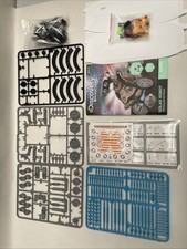 Discovery Mindblown/12-in-1 Solar Robot Creation 190-Piece Kit