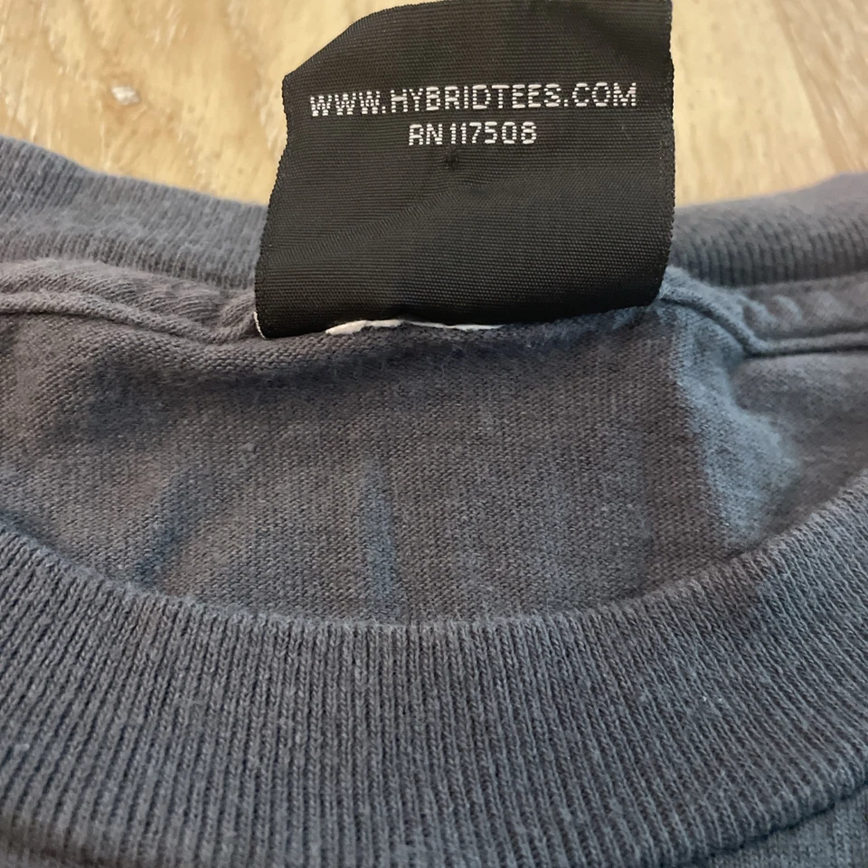 Vintage Early 2000’s Don't Swallow Your Gum Monkey Tee Grey Y2k Skateboard Surf - Image 3 of 4