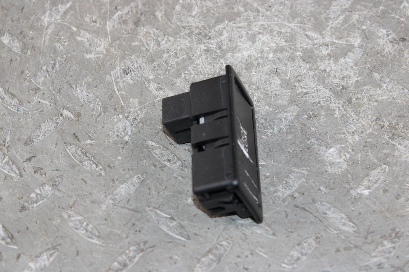 Bentley Flying Spur 2013-2018 Rear Button Black