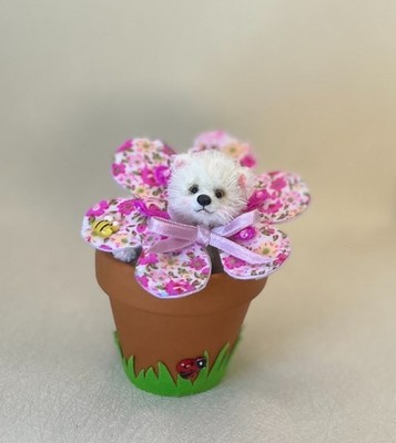 OOAK Miniatur Blume Teddybär Künstler gehäkelt Handarbeit Gelenk Spielzeug Geschenk