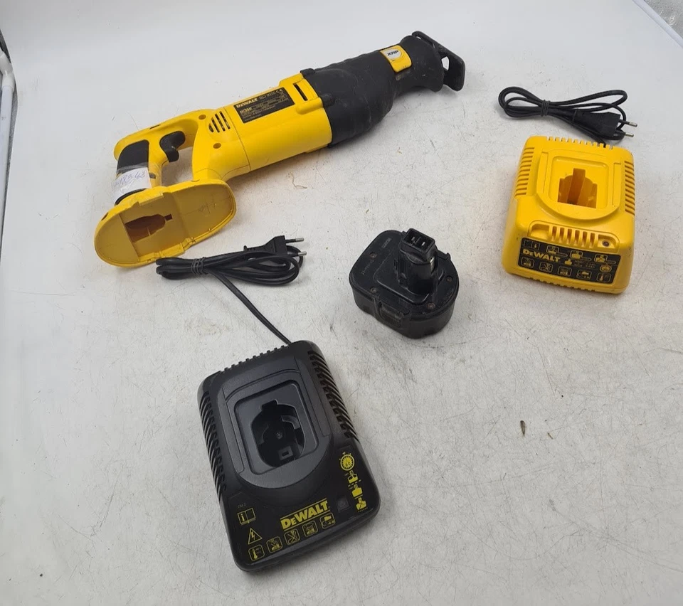 Lot of 4 Dewalt Cordless Power Tools - Used, Working - Image 2 of 4