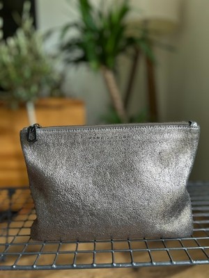 Marc Jacobs Clutch Leder Pewter Metallic Tag Abendtasche Handtasche