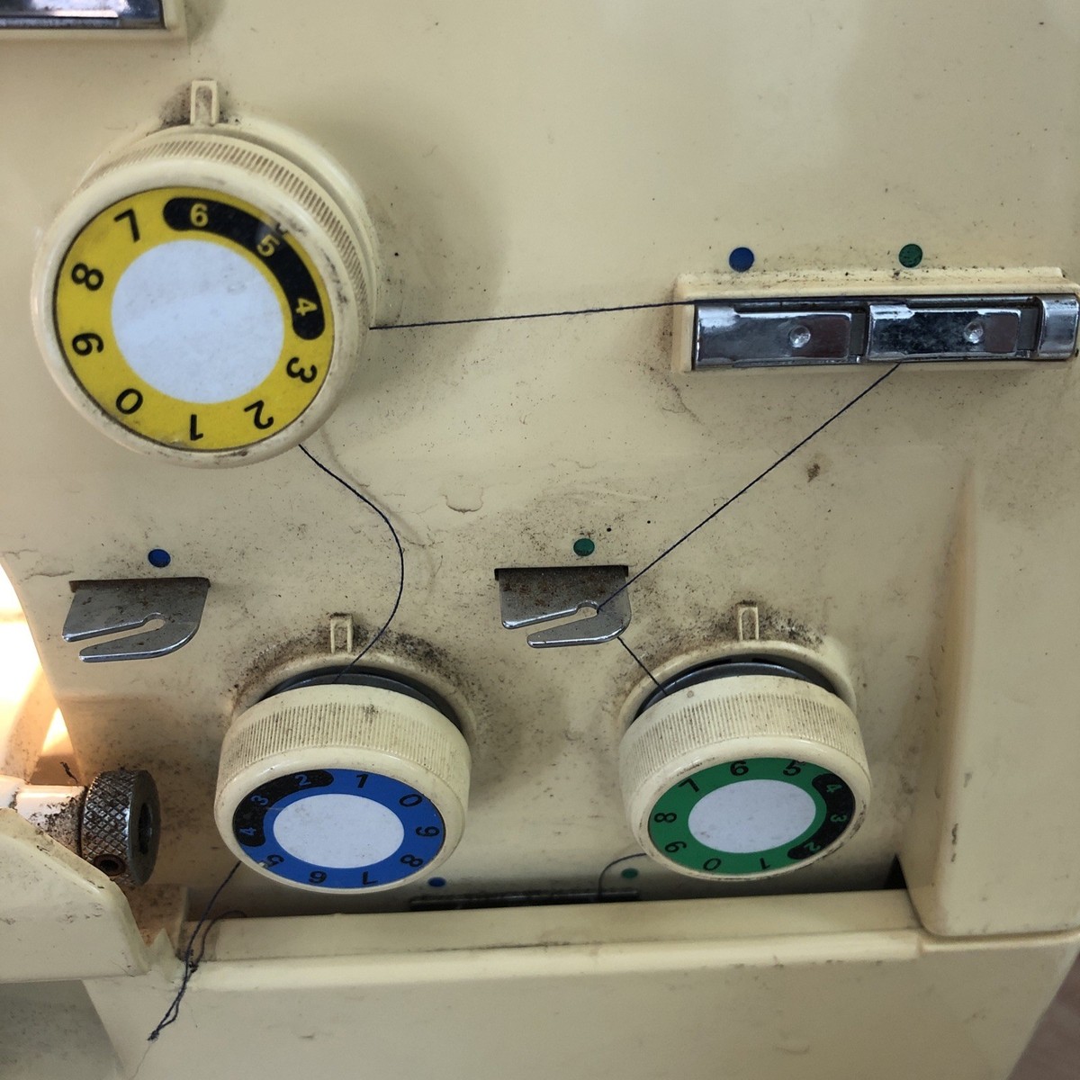 Toyota 3 Thread Overlock Sewing Machine Serger Model 6300 C-903