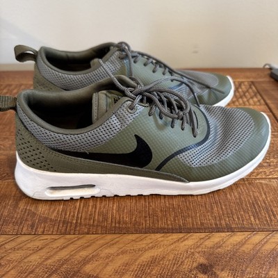 Nike Air Max Thea Women 7 In Green And Black Size 10 Womens