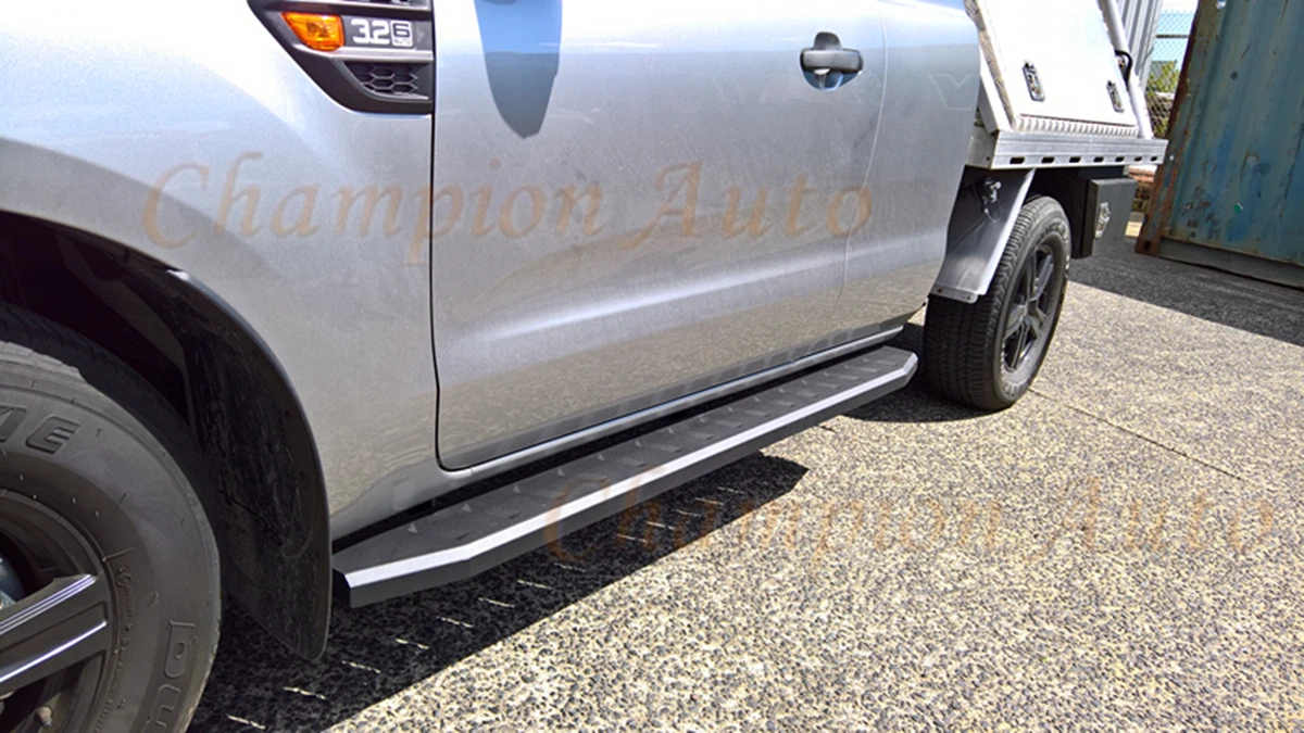 Toyota hilux extra cab side steps online