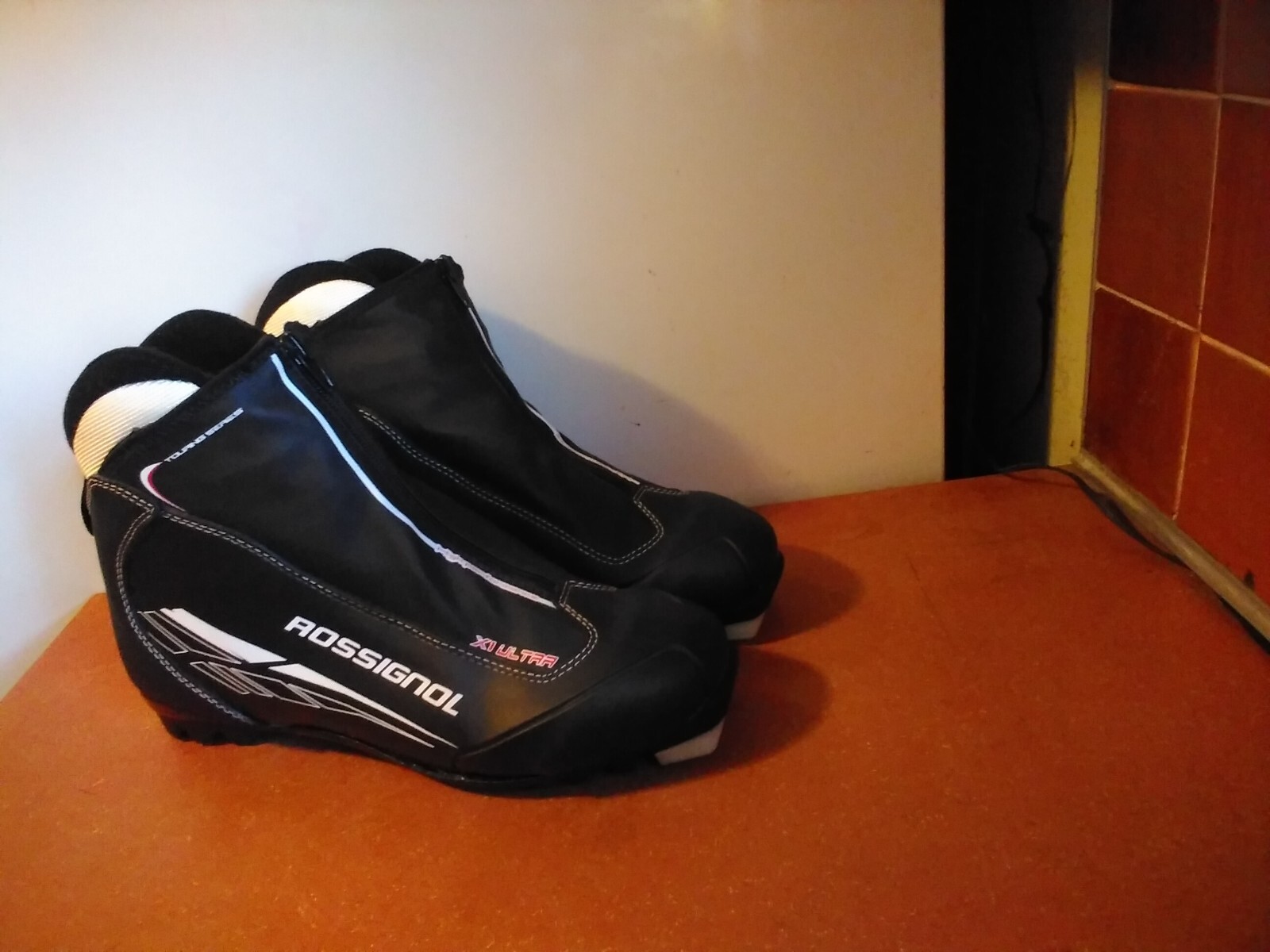 SALOMON Stivali da sci Rossignol X1 Ultra Cross Country nuovi di zecca taglia 44 euro