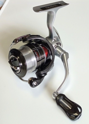 『ダイワ』IGNIS 2505 TYPE-R美品 Daiwa 14 IGNIS 2505H Type R Spinning Reel fishing outdoor leisure